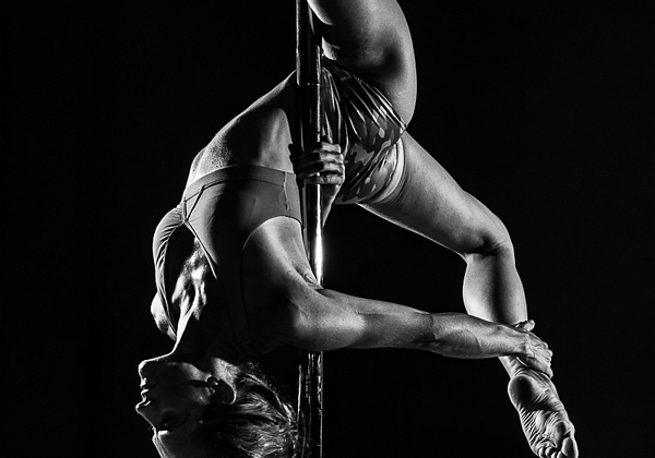Pole & Roll